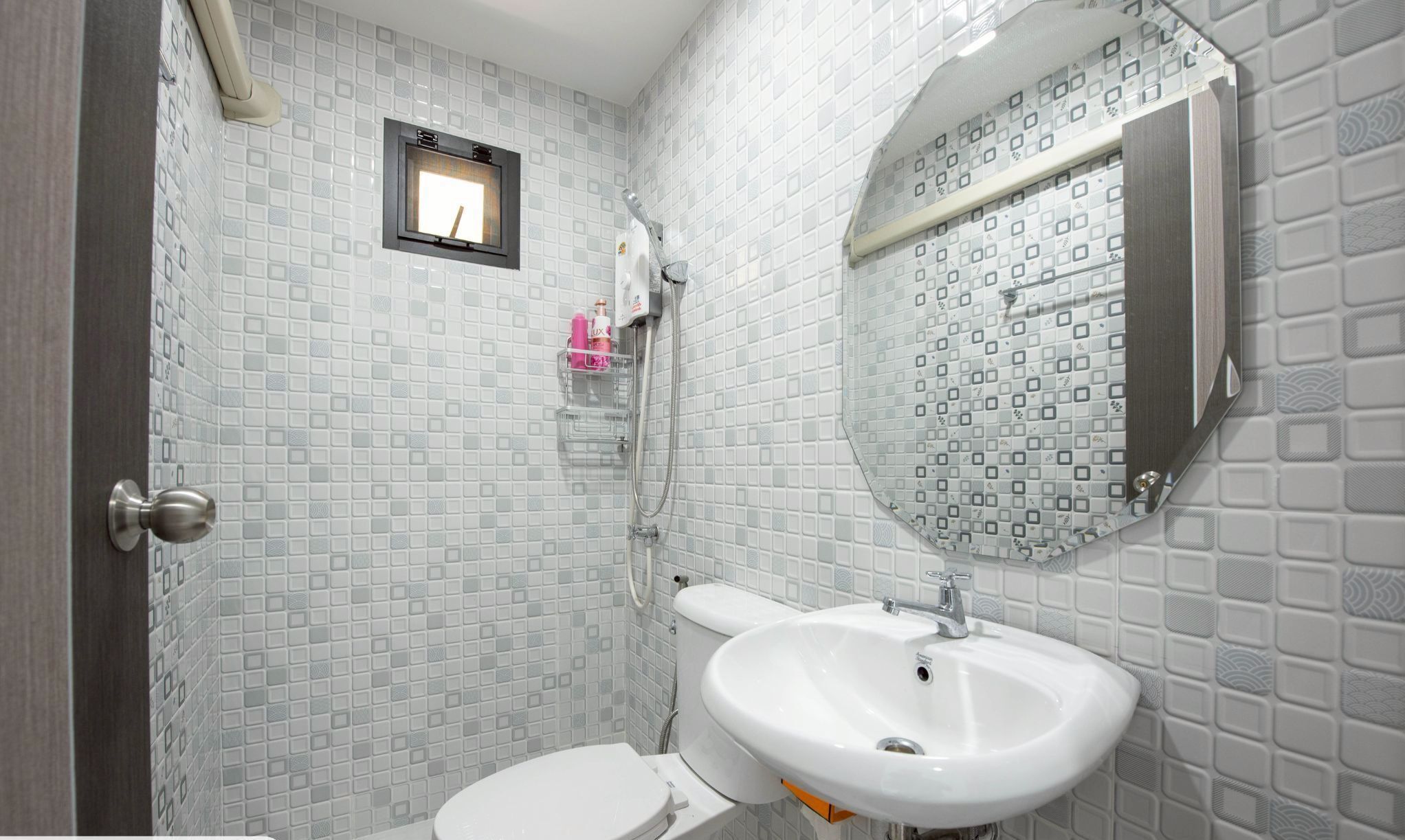 Family Villa, 4 Bedrooms | Bathroom | Shower, free toiletries, hair dryer, towels