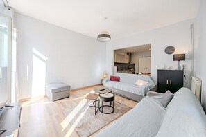 Imagen sin descripción, 2 de 17, botón