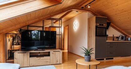 Apartment Watzmannblick on the top floor with balcony