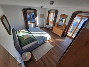 1 bedroom, bed sheets - Vacation dream on the maypole (Traunstein)