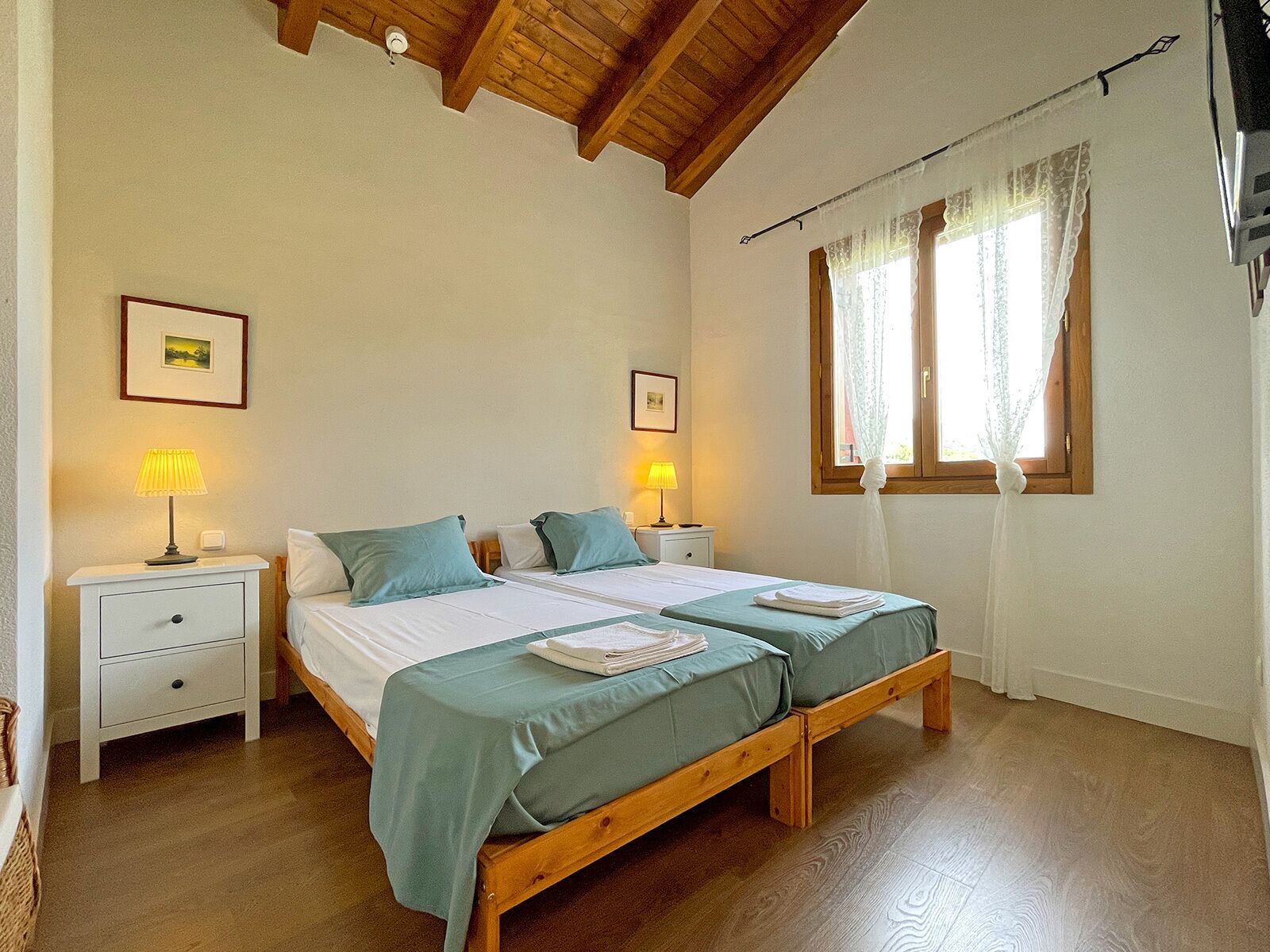 5 habitaciones, wifi gratis y ropa de cama 