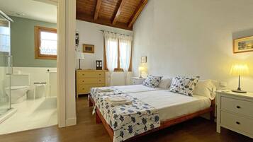 5 soverom, wi-fi (inkludert) og sengetøy