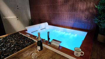 Chambre Double Deluxe, balcon | Piscine