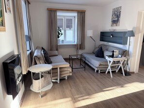 Garten Apartment mit Seezugang | Área de estar