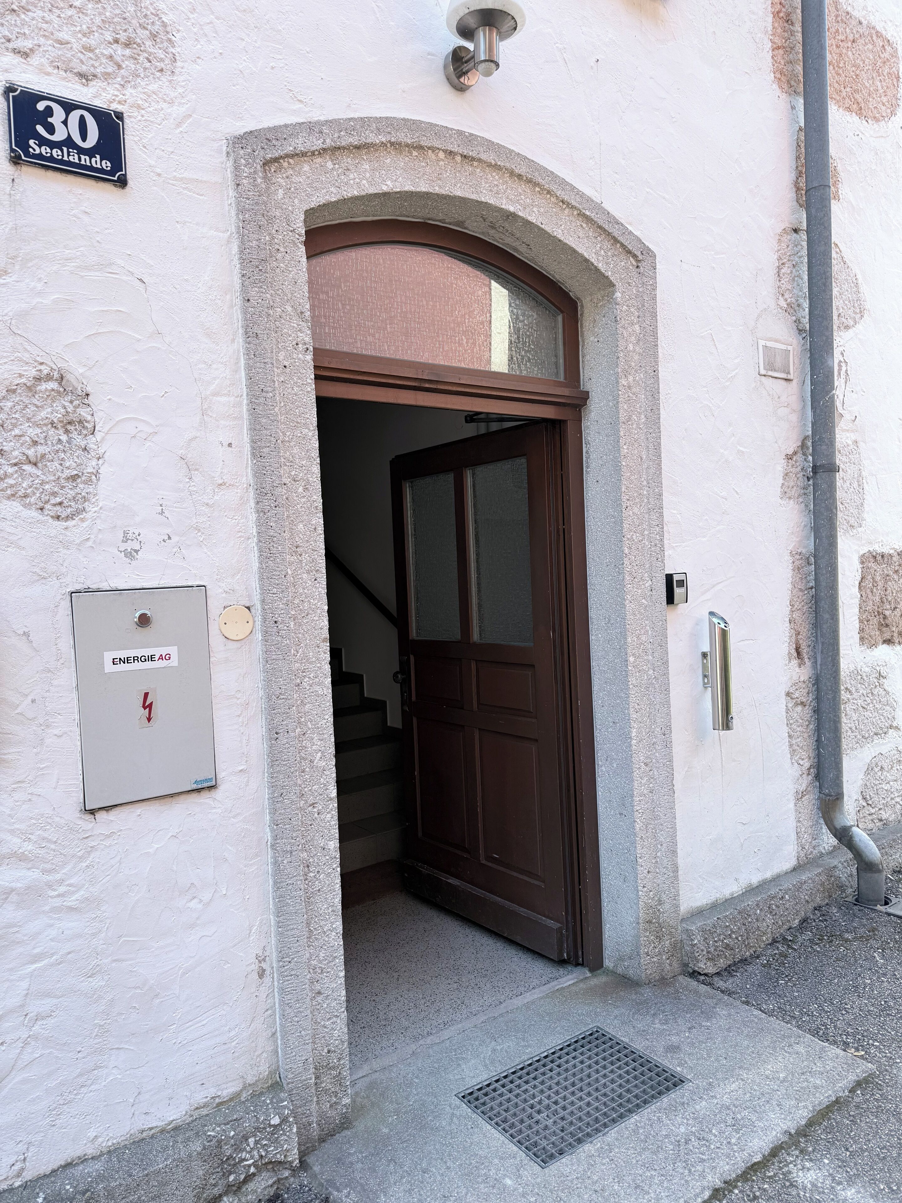 Garten Apartment mit Seezugang | Exterior detail