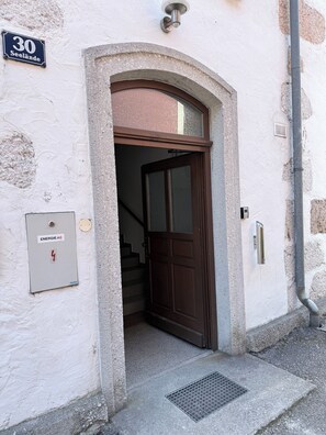 Garten Apartment mit Seezugang | Außendetails