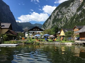 Property grounds - Glück am See - Happy by the Lake (Hallstatt)