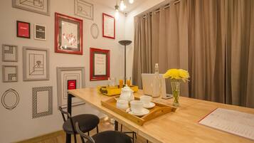 House | Dining