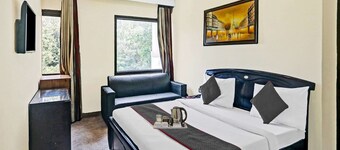 Townhouse Prakash Continental