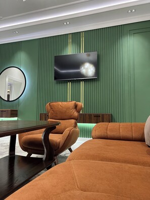 Luokittelematon kuva, 5 kautta 33, painike