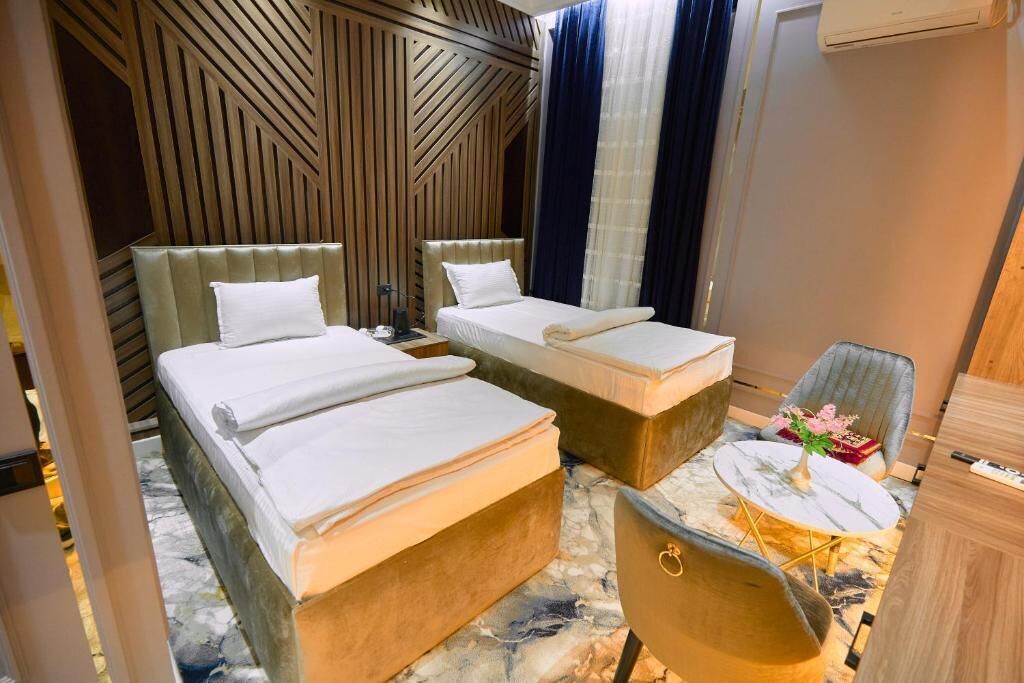 Comfort Double Room | In-room safe, desk, laptop workspace, soundproofing