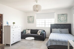 Interior - Getaway awaits in San Juan (San Juan)