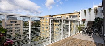 Charming Oslo Apt - Modern Comfort & City View