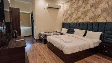 Comfort Triple Room | Free WiFi
