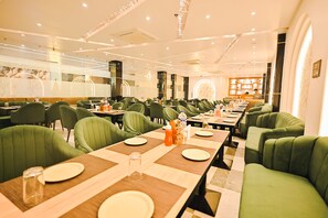 Restaurant - Madhuram Hotel Ayodhya (Faizabad)