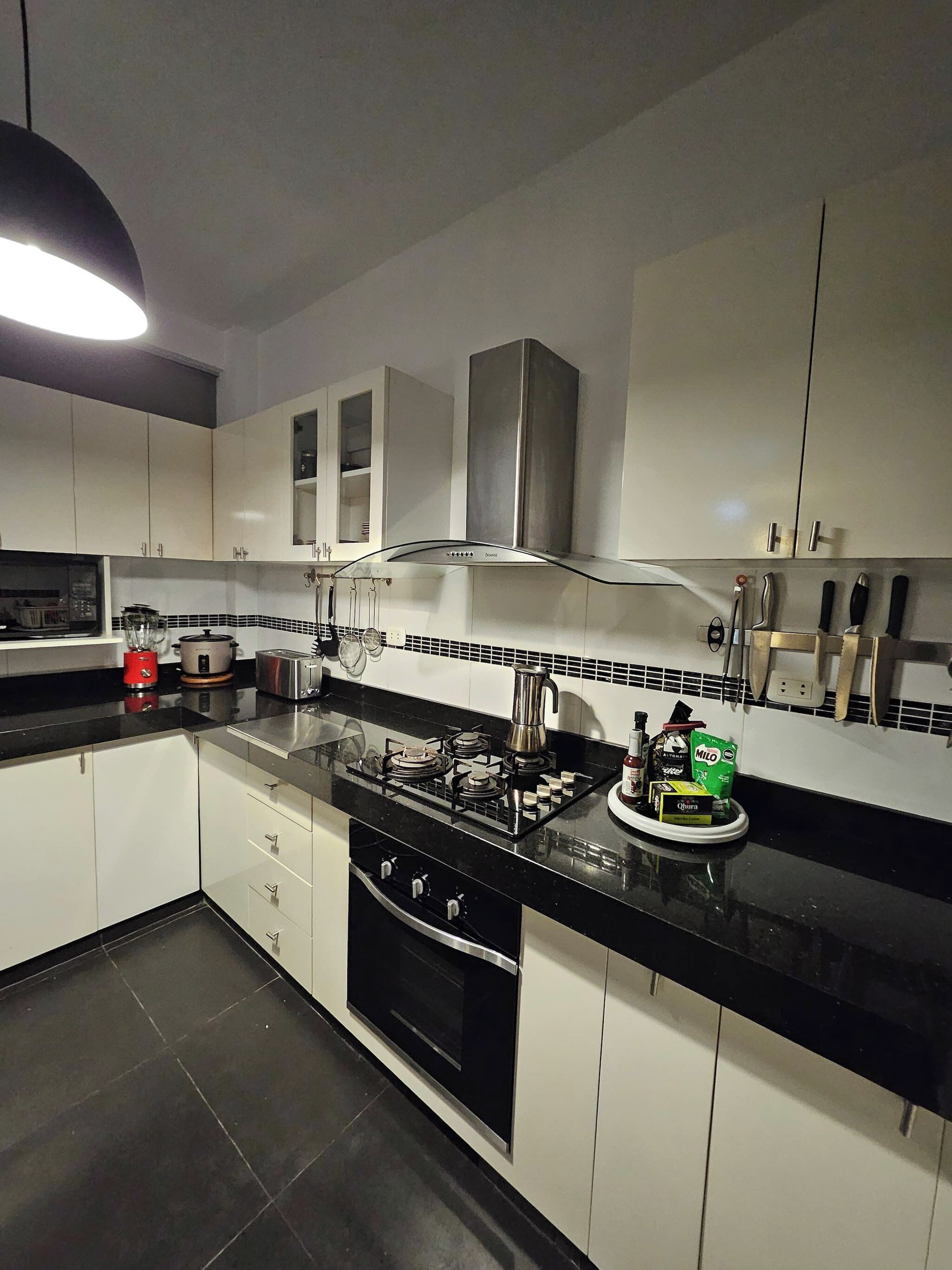 Microonde, forno, macchina per tè/caffè, tostapane