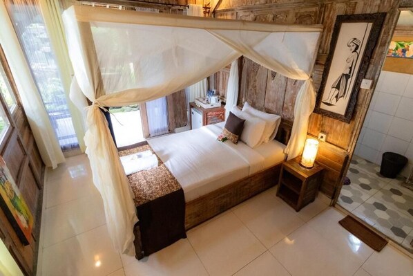 2 habitaciones, tabla de planchar con plancha, internet y ropa de cama 