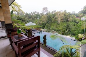 Oklassificerad bild, 3 av 45, knapp