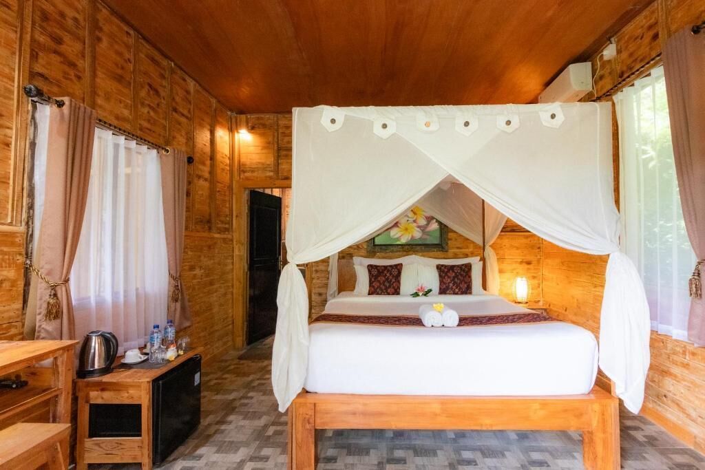1 bedroom, iron/ironing board, internet, bed sheets