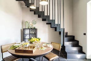 Classic Apartment, Courtyard View | Dining - Borgo del franco (Castellabate)