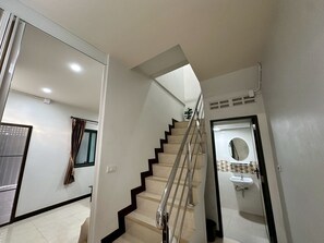 Imagen sin descripción, 2 de 24, botón