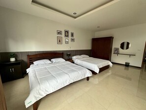 2 bedrooms, WiFi, bed sheets