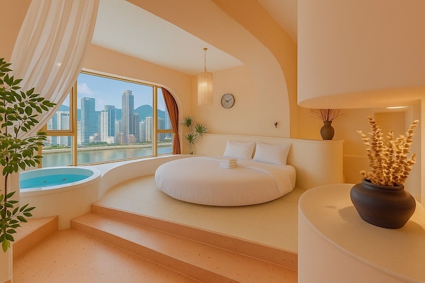 Classic Quadruple Room, River View | Free WiFi - Chongqing City Center River View B&B (Chongqing)