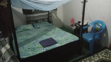 Deluxe Double Room | Free WiFi, bed sheets