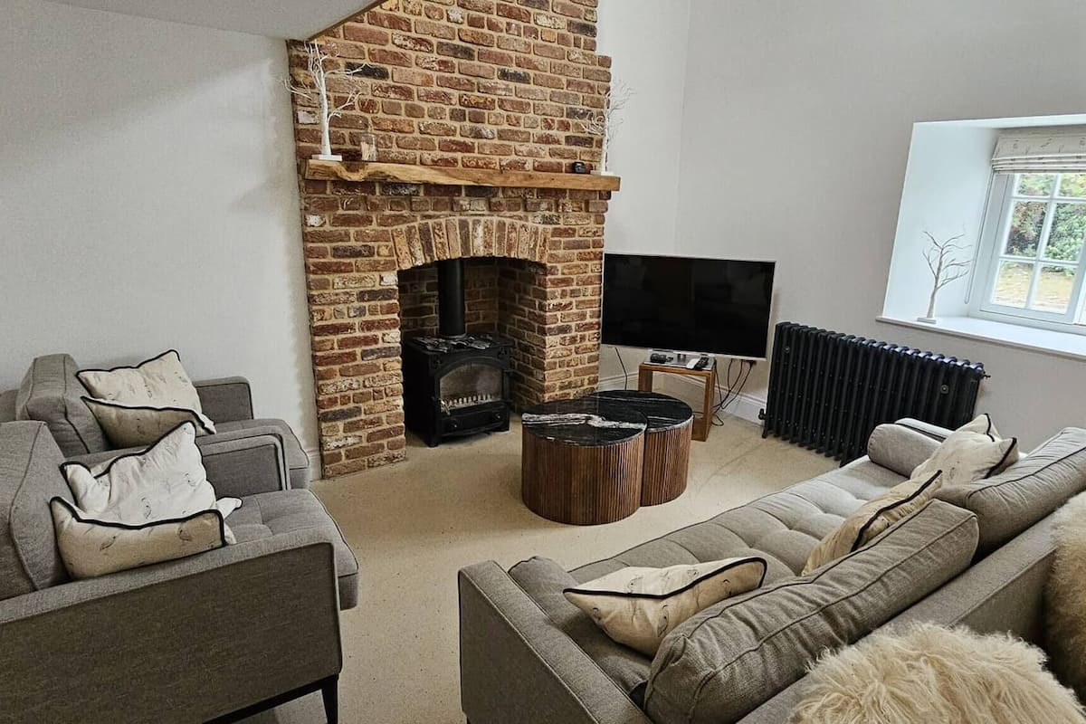 ハウス 5 ベッドルーム | リビングルーム | 書庫