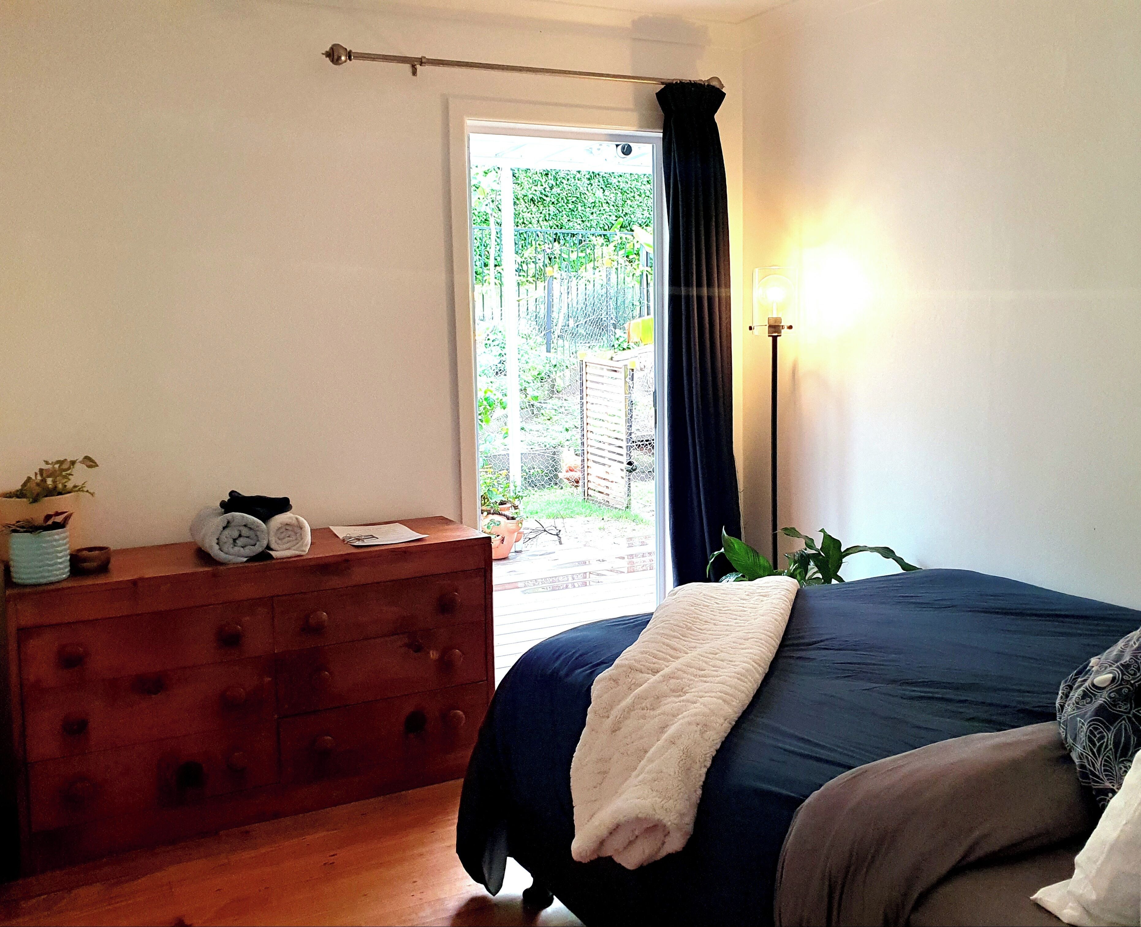 1 chambre, fer et planche à repasser, Wi-Fi gratuit, draps fournis