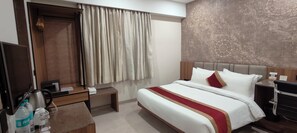 Standard Double Room - Anjushree Value Stay (Ujjain)