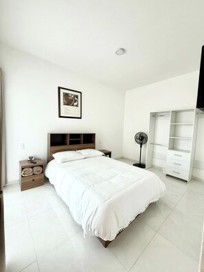 2 sovrum, strykjärn/strykbräda och gratis wi-fi