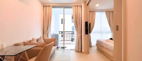 Apartment, 1 Bedroom, Accessible, Smoking | 1 bedroom