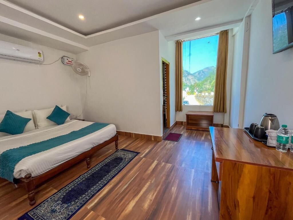 Deluxe Double Room, Balcony, Garden View | Free WiFi