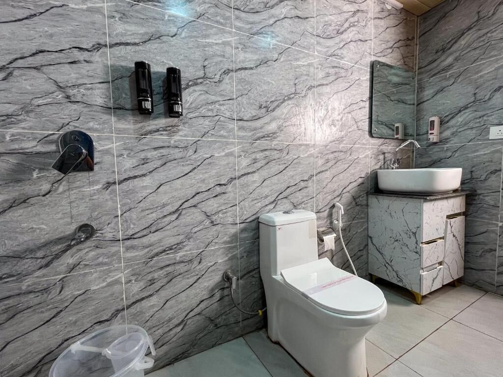 Double Room, Balcony, Garden View | Bathroom