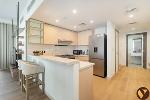 Private kitchen - Vogue, Al Wasl 1 Residence near World Trade Centre (Dubai)