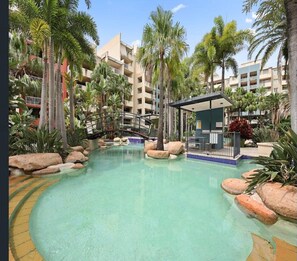 Pool - Bright 1-Bed Apartment in Fortitude Valley (Fortitude Valley)