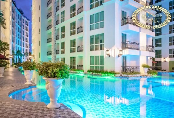 Resort Living At Great Location - Pattaya
