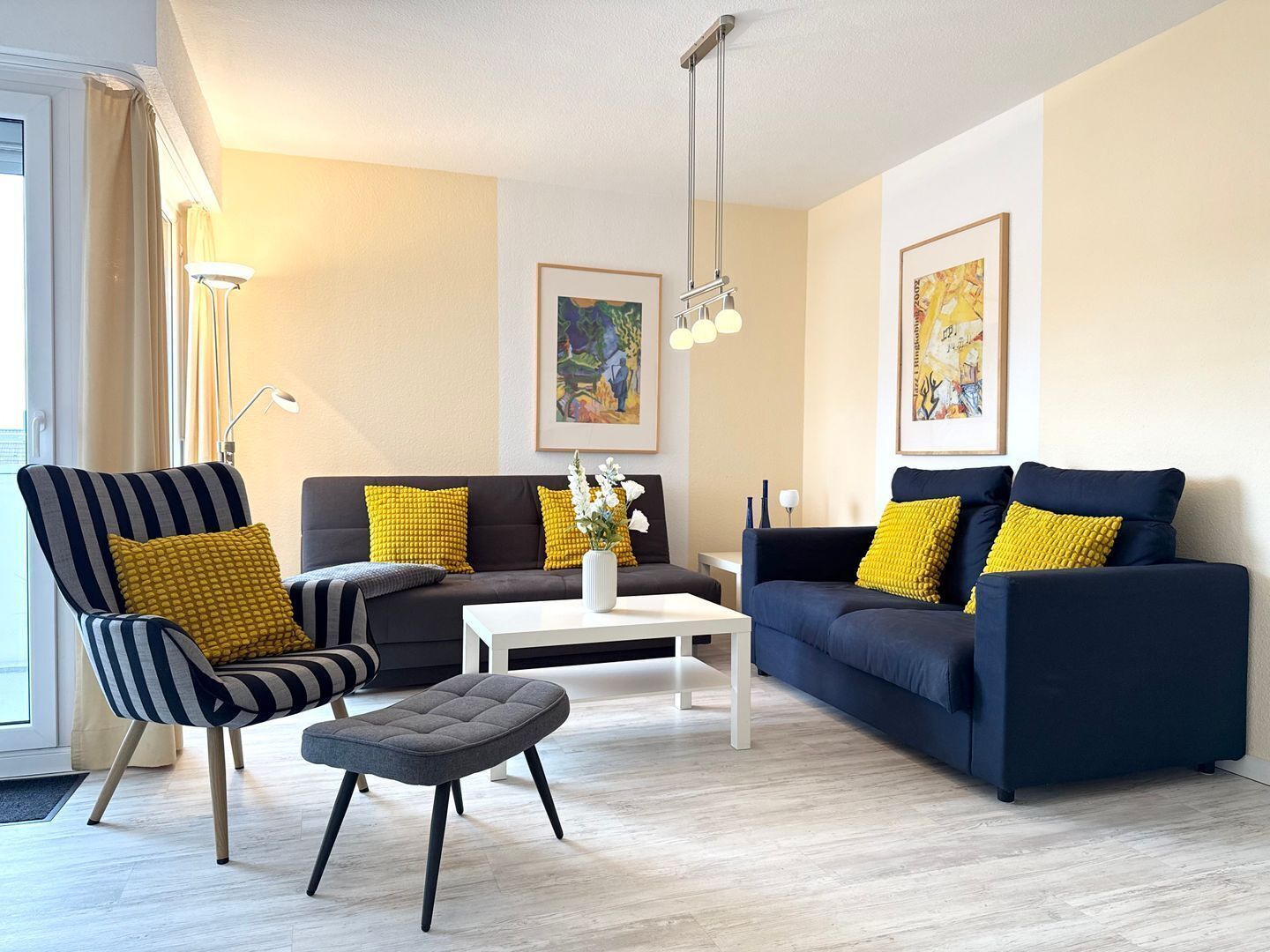 Fernseher, Tischtennisplatte