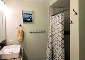 Shower, hair dryer, towels, soap - Latitude Adjustment at Colony Cove-2 bed/2 bath TROPICAL BEACHFRONT condo w/pool (Christiansted)