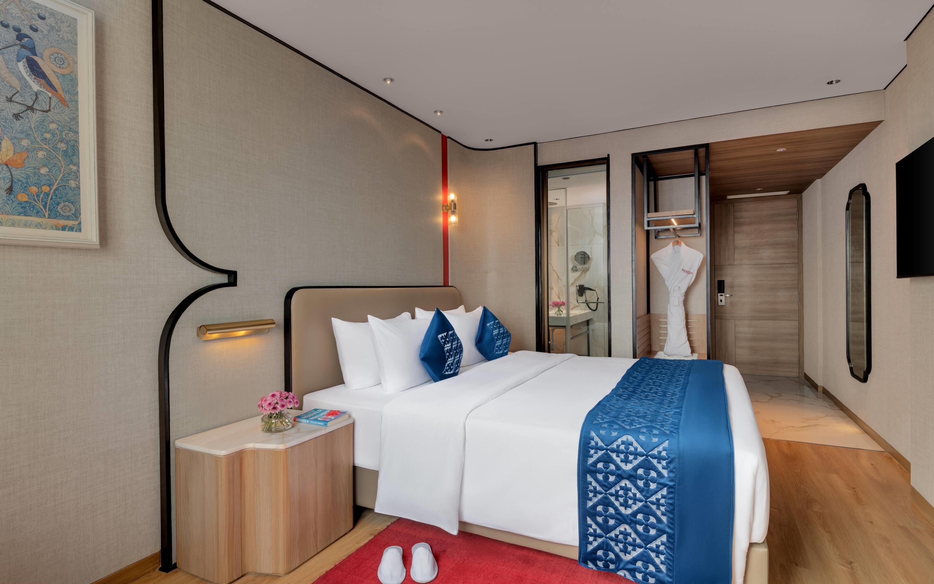 Habitación Deluxe (King) | Ropa de cama de alta calidad, camas con pillow-top y minibar 