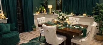 The Emerald Escape: Moody emerald loft near the lake.