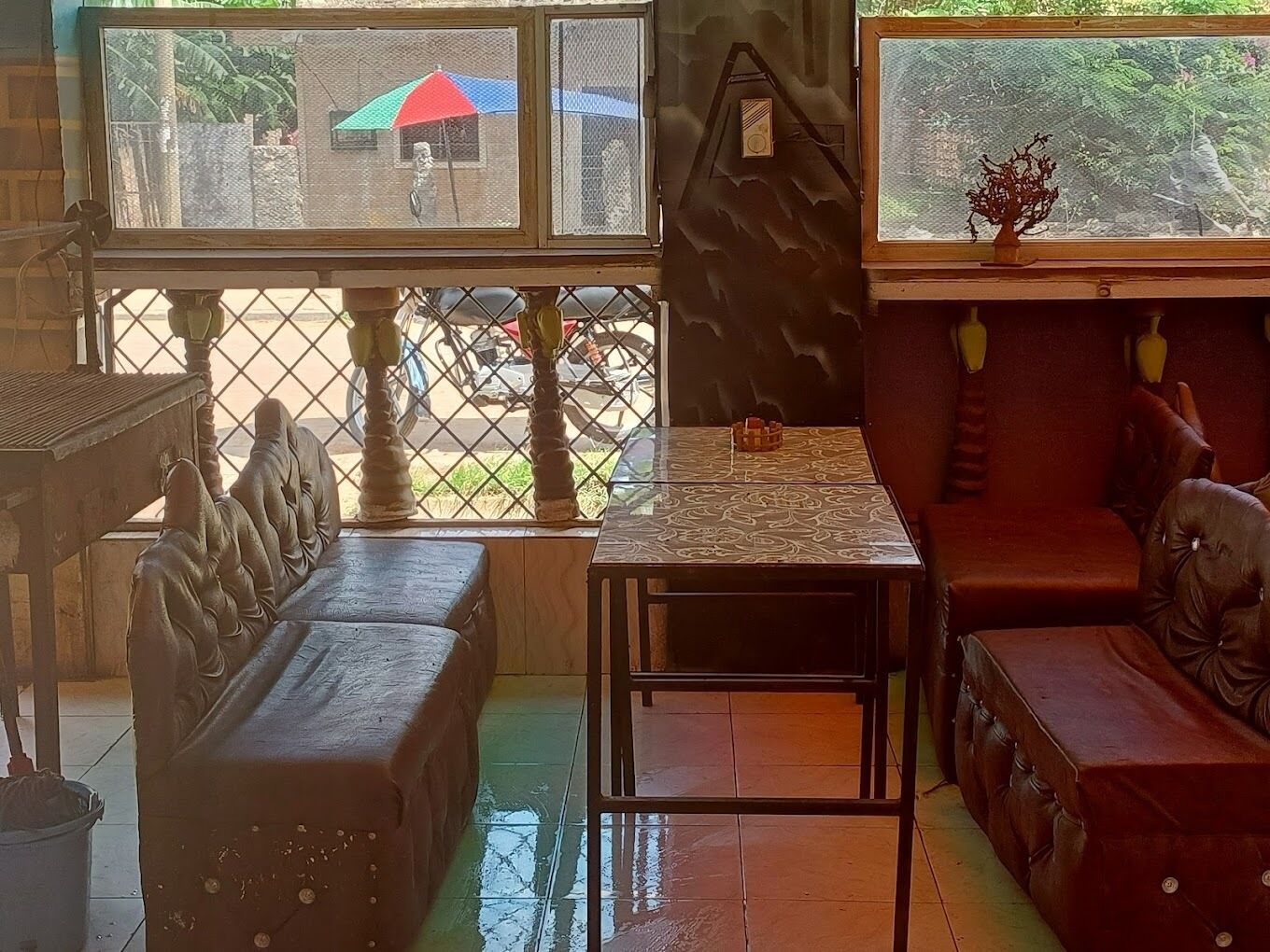 Perincian bahagian dalam