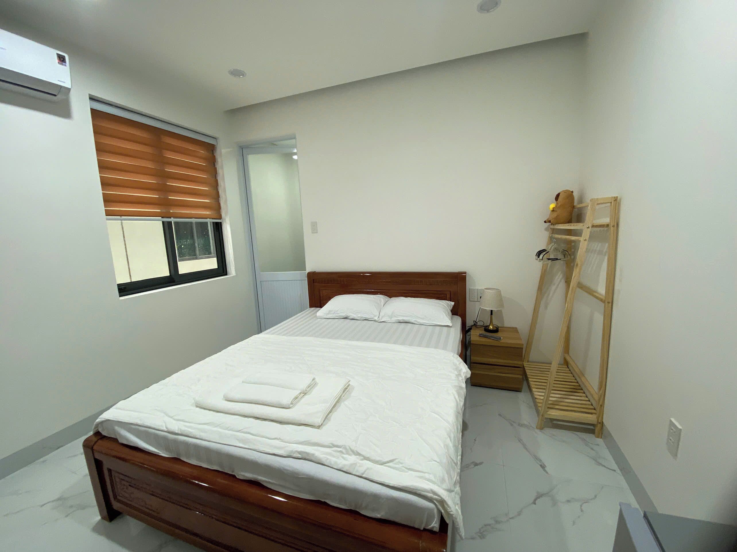 Economy Room | Desk, free WiFi