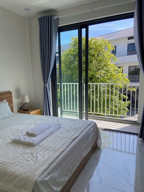 Unclassified image, 2 of 49, button - Ha Nguyen's House (Vy Da)