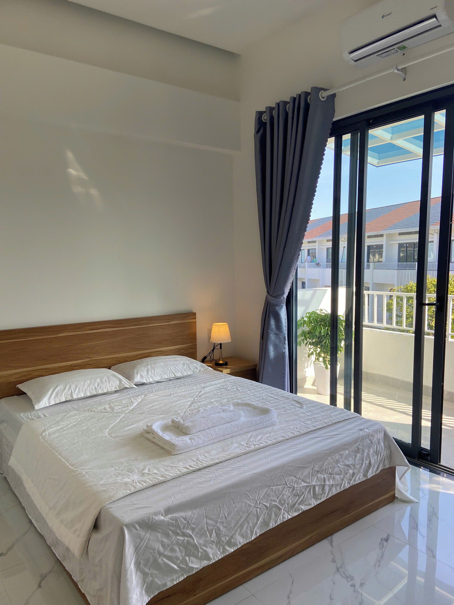 Luxury Room, Balcony, Park View