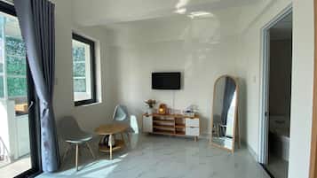 Luxury Room, Balcony, Park View