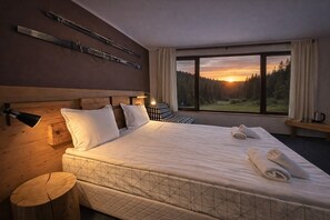 House, 5 Bedrooms, Smoking, Terrace | 5 bedrooms