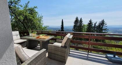 Veronica's place in the mountains