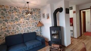 Villa, Balcony, Hill View | Living area | Toys